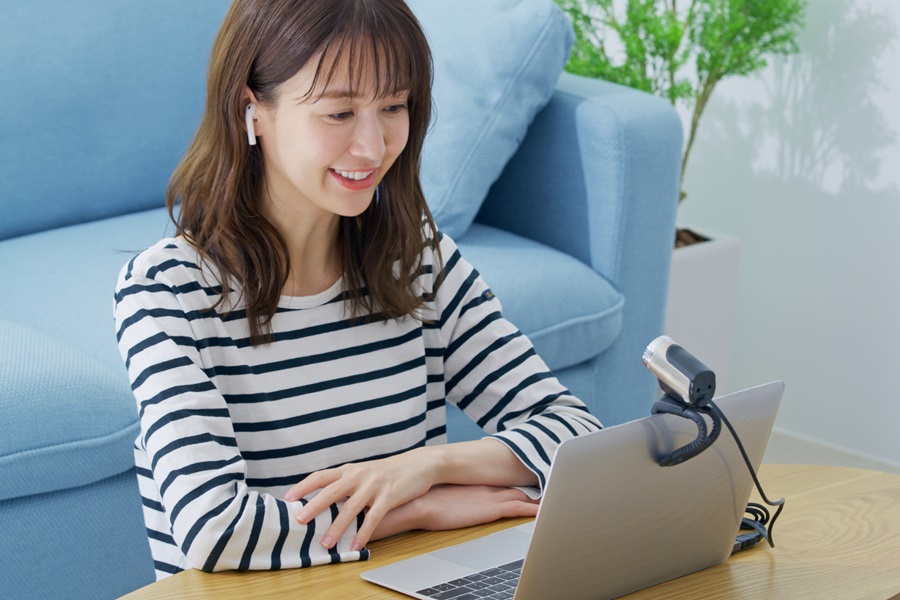 ライブチャットサイトのシステムとカメラが連携されたら見られる状態