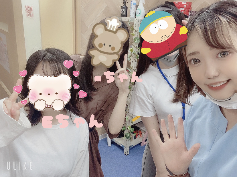 いろんな女性が活躍できるアスタリスク池袋店です(*´▽｀*)