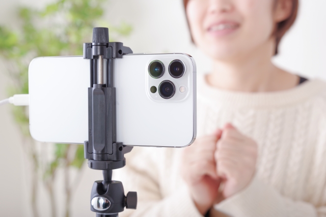 ライバーとチャットレディの違いは？