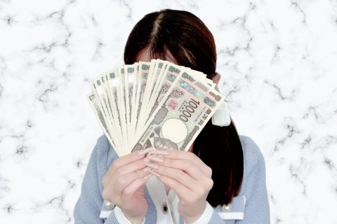 入店祝い金10万円、月給保証40万円、日給保証1.5万円！