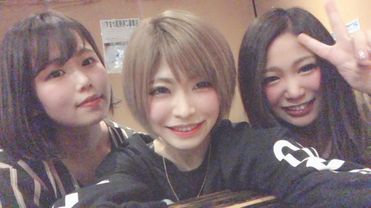 三人寄れば文殊の知恵( ˘ω˘ )